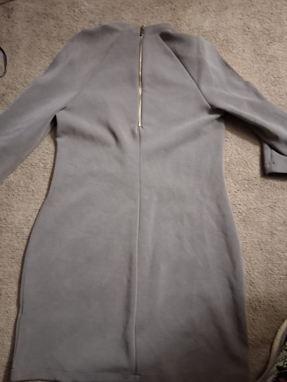 Dynamite Light Gray Long-Sleeve Sheath Dress with Gold Zipper